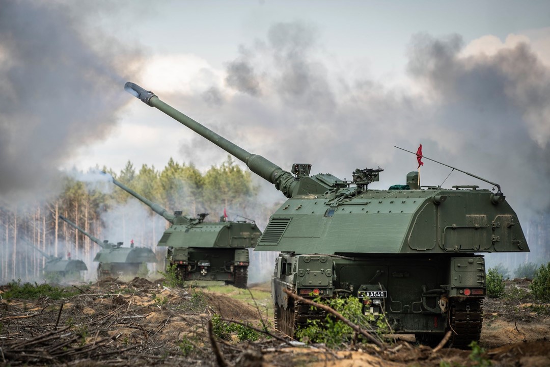PzH 2000 German 155mm SPH (E)